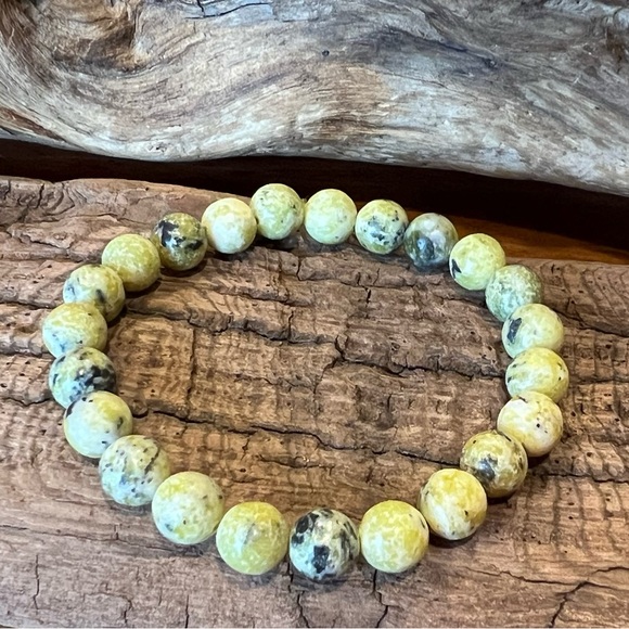 New Lemon Jade Bracelet Natural Stone Beaded Stretchy Yellow Green (8mm) - Picture 1 of 5